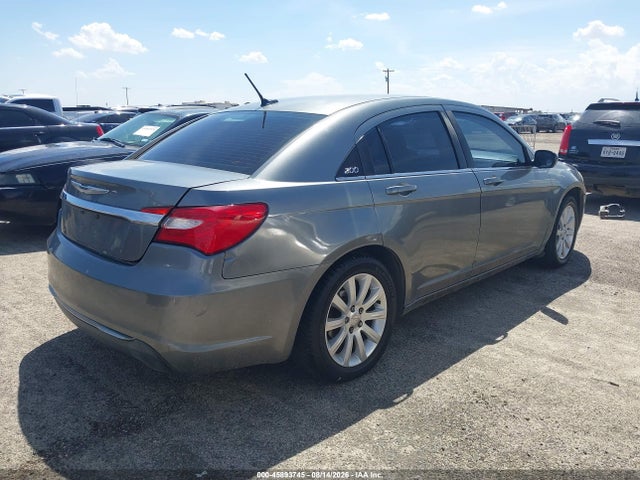 Aukcja sprzedaży 2013 Chrysler 200 Touring, vin: 1C3CCBBB1DN589992, numer aukcji: 45893745