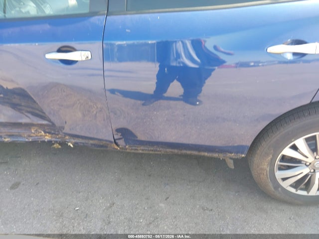 45893752 :رقم المزاد ، 5N1DR2MM5JC653581 vin ، 2018 Nissan Pathfinder Sv مزاد بيع