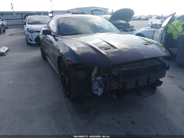 45893773 :رقم المزاد ، 1FA6P8TH1J5180248 vin ، 2018 Ford Mustang Ecoboost مزاد بيع