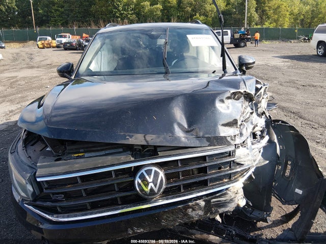 Aukcja sprzedaży 2022 Volkswagen Tiguan 2.0t Se R-line Black, vin: 3VV8B7AX3NM061611, numer aukcji: 45893786