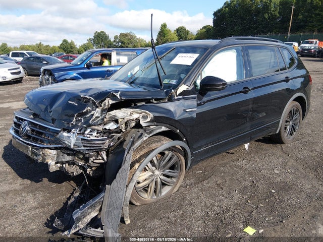 Aukcja sprzedaży 2022 Volkswagen Tiguan 2.0t Se R-line Black, vin: 3VV8B7AX3NM061611, numer aukcji: 45893786
