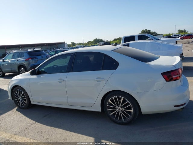 3VWD17AJ1HM388098 Volkswagen Jetta 1.8t Sport
