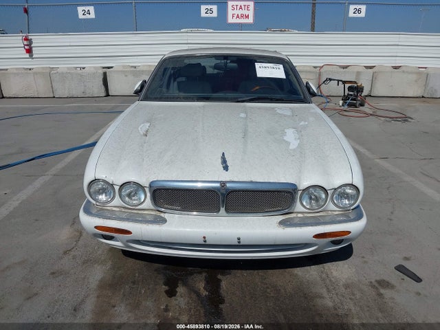 45893810 :رقم المزاد ، SAJPX1844XC858198 vin ، 1999 Jaguar Xjr مزاد بيع