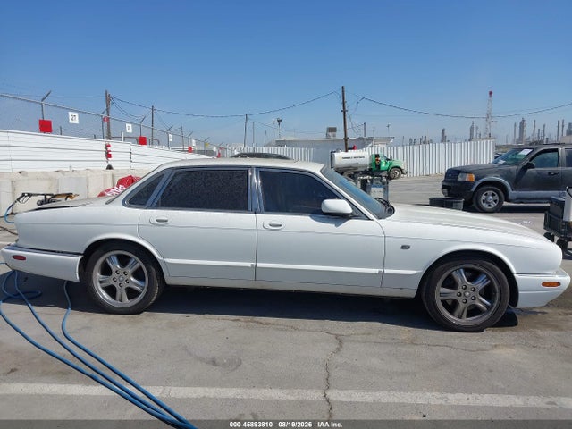45893810 :رقم المزاد ، SAJPX1844XC858198 vin ، 1999 Jaguar Xjr مزاد بيع