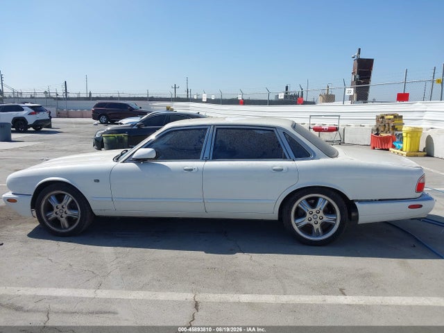 45893810 :رقم المزاد ، SAJPX1844XC858198 vin ، 1999 Jaguar Xjr مزاد بيع