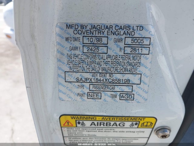 45893810 :رقم المزاد ، SAJPX1844XC858198 vin ، 1999 Jaguar Xjr مزاد بيع