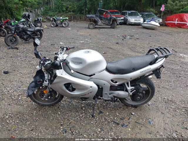 45893824 :رقم المزاد ، SMT600FS13J170466 vin ، 2003 Triumph Motorcycle Sprint St مزاد بيع