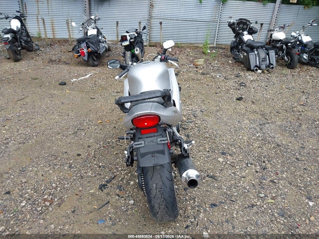 45893824 :رقم المزاد ، SMT600FS13J170466 vin ، 2003 Triumph Motorcycle Sprint St مزاد بيع