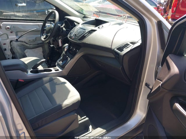 1FMCU0G91FUB32977 Ford ESCAPE SE