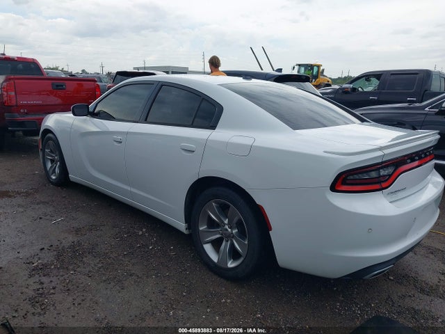2015 Dodge Charger Se მანქანა იყიდება აუქციონზე, vin: 2C3CDXBG0FH806109, აუქციონის ნომერი: 45893883