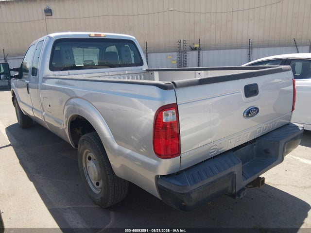 Ford F-250 Xl 2015 1FT7X2A63FED32132 Image 3