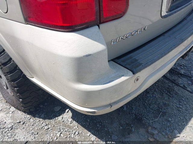 Продажа на аукционе авто 2006 Lincoln Navigator Luxury/ultimate, vin: 5LMFU27556LJ28987, номер лота: 45893899