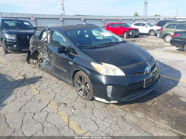 Продажа на аукционе авто 2013 Toyota Prius Three Se, vin: JTDKN3DU6D5570652, номер лота: 45893942