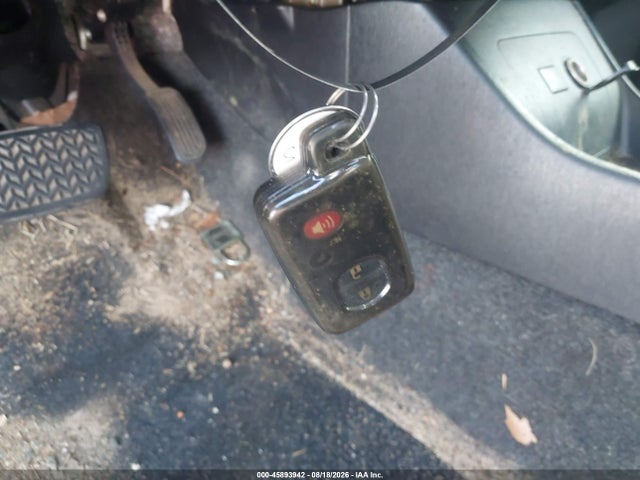 45893942 :رقم المزاد ، JTDKN3DU6D5570652 vin ، 2013 Toyota Prius Three Se مزاد بيع