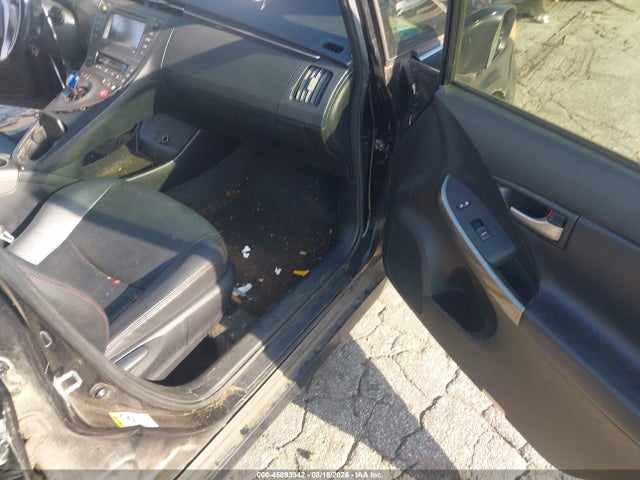 45893942 :رقم المزاد ، JTDKN3DU6D5570652 vin ، 2013 Toyota Prius Three Se مزاد بيع