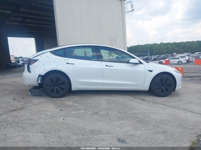 Tesla MODEL 3 2026 5YJ3E1EA9TF170630 Image 13