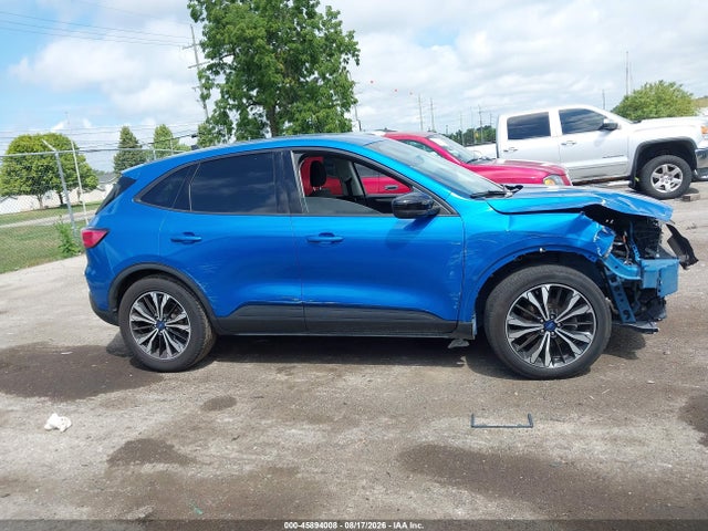 45894008 :رقم المزاد ، 1FMCU0G68MUA18042 vin ، 2021 Ford Escape Se مزاد بيع