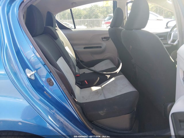 2014 Toyota Prius C Three მანქანა იყიდება აუქციონზე, vin: JTDKDTB35E1074392, აუქციონის ნომერი: 45894052