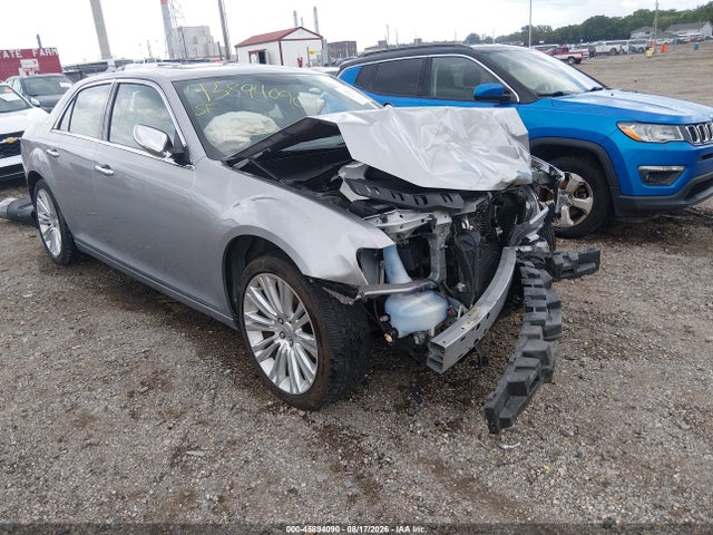 45894090 :رقم المزاد ، 2C3CA5CG7BH522594 vin ، 2011 Chrysler 300 Limited مزاد بيع