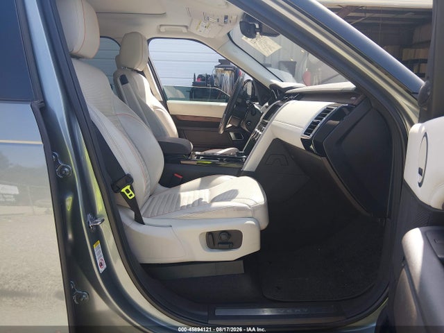 Продажа на аукционе авто 2017 Land Rover Discovery Hse, vin: SALRRBBV0HA040160, номер лота: 45894121