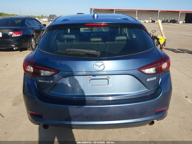 3MZBN1L38JM269686 Mazda Mazda3 Touring