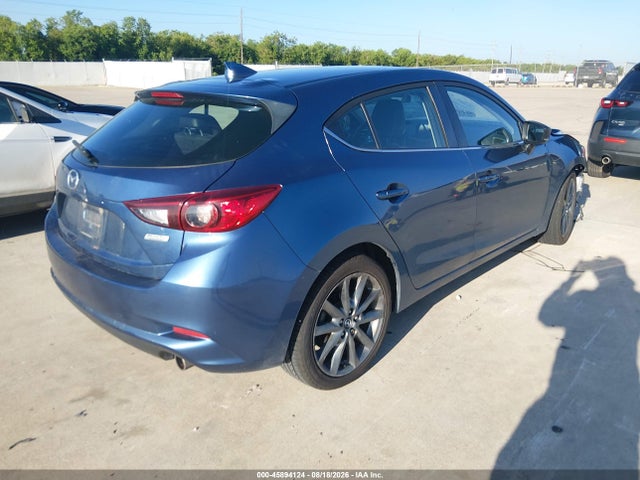 3MZBN1L38JM269686 Mazda Mazda3 Touring
