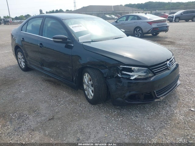 2014 Volkswagen Jetta 1.8t Se მანქანა იყიდება აუქციონზე, vin: 3VWD07AJ1EM404167, აუქციონის ნომერი: 45894126