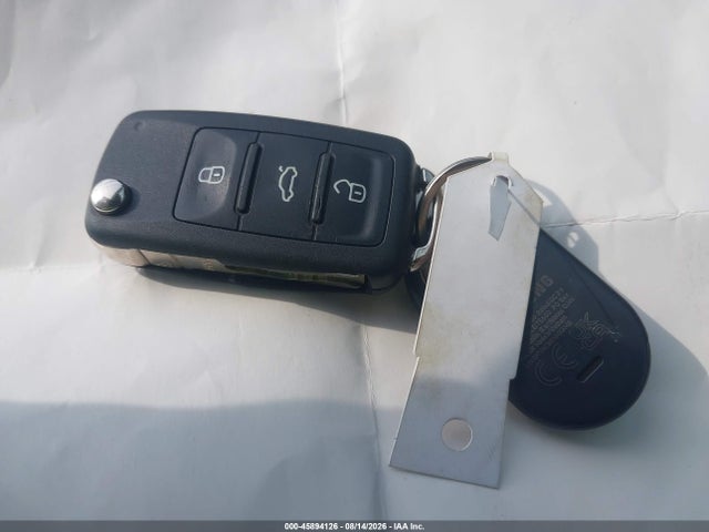 2014 Volkswagen Jetta 1.8t Se მანქანა იყიდება აუქციონზე, vin: 3VWD07AJ1EM404167, აუქციონის ნომერი: 45894126