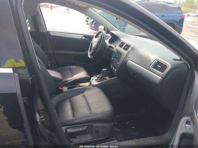 2014 Volkswagen Jetta 1.8t Se მანქანა იყიდება აუქციონზე, vin: 3VWD07AJ1EM404167, აუქციონის ნომერი: 45894126
