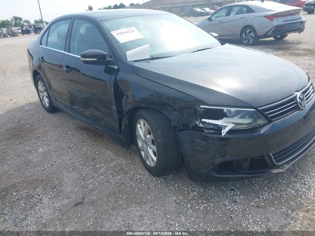 2014 Volkswagen Jetta 1.8t Se მანქანა იყიდება აუქციონზე, vin: 3VWD07AJ1EM404167, აუქციონის ნომერი: 45894126