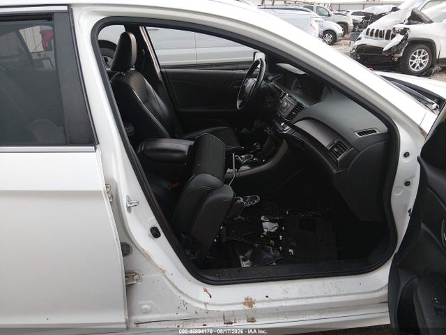 Продажа на аукционе авто 2017 Honda Accord Sport, vin: 1HGCR2F57HA238999, номер лота: 45894170