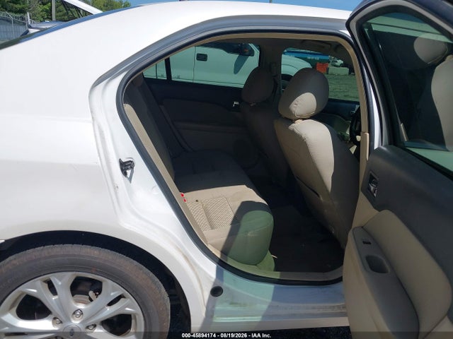 45894174 :رقم المزاد ، 3FAHP0HA8CR233212 vin ، 2012 Ford Fusion Se مزاد بيع