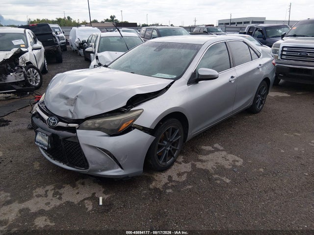 2015 Toyota Camry Xse V6 მანქანა იყიდება აუქციონზე, vin: 4T1BK1FK2FU562500, აუქციონის ნომერი: 45894177