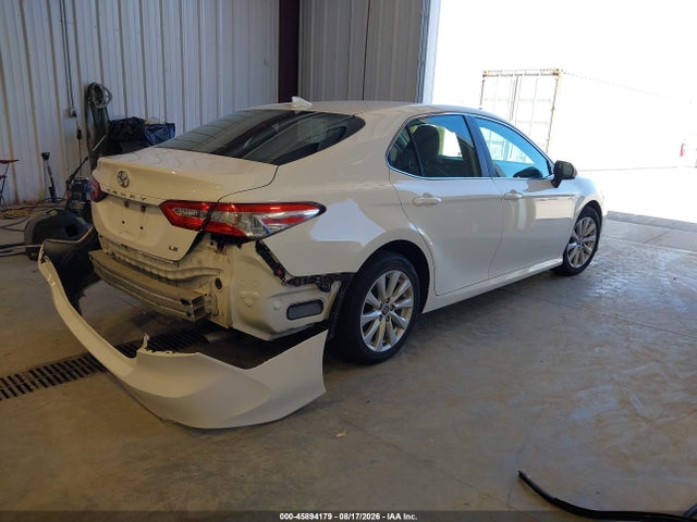 Продаж на аукціоні авто 2020 Toyota Camry Le, vin: 4T1C11AK7LU941745, номер лоту: 45894179