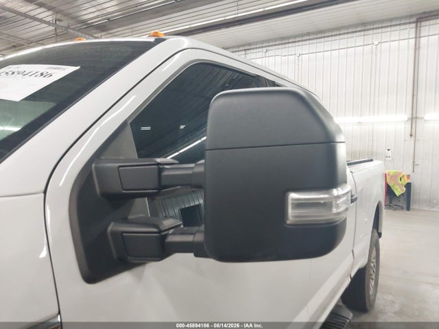 45894186 :رقم المزاد ، 1FT7W2B68KEE83737 vin ، 2019 Ford F-250 Xlt مزاد بيع