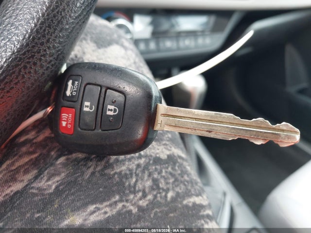 Toyota COROLLA LE 2016 2T1BURHE8GC633248 Image 11