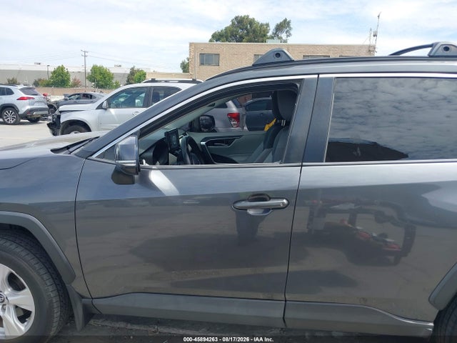 2019 Toyota Rav4 Xle მანქანა იყიდება აუქციონზე, vin: 2T3W1RFV5KC025815, აუქციონის ნომერი: 45894263