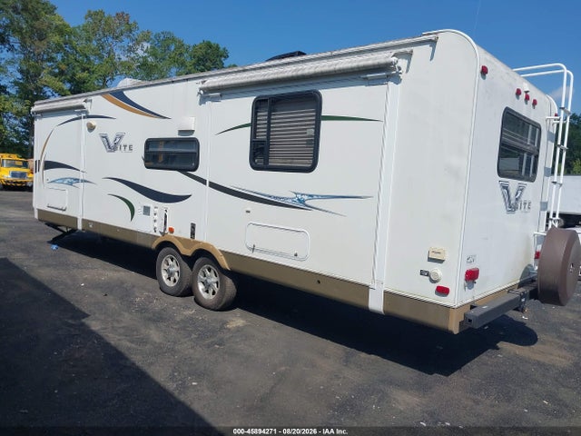 45894271 :رقم المزاد ، 4X4TFLF23D1847739 vin ، 2013 Forest River Flagstaff Lite Weight Trailers مزاد بيع