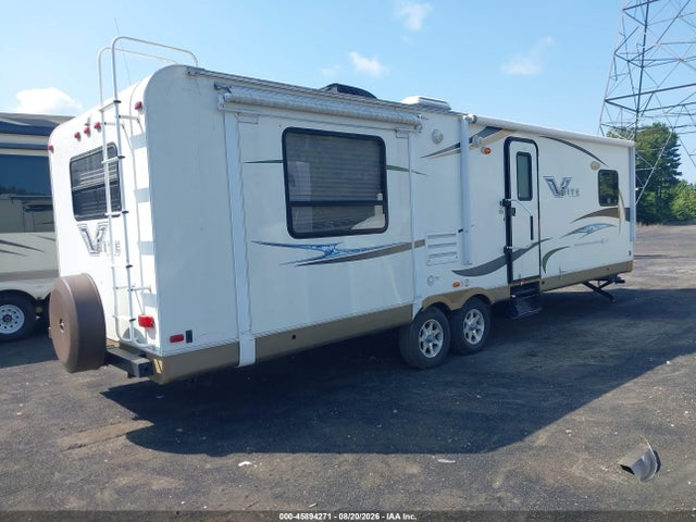 45894271 :رقم المزاد ، 4X4TFLF23D1847739 vin ، 2013 Forest River Flagstaff Lite Weight Trailers مزاد بيع