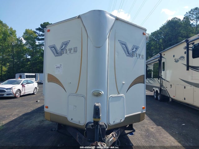 45894271 :رقم المزاد ، 4X4TFLF23D1847739 vin ، 2013 Forest River Flagstaff Lite Weight Trailers مزاد بيع