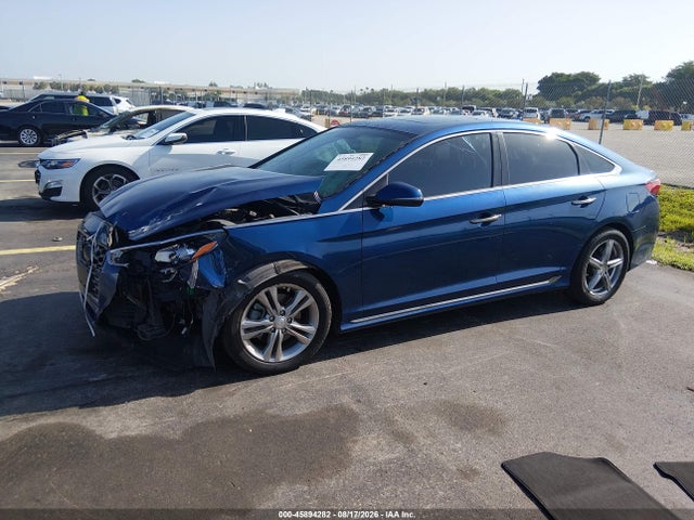 2019 Hyundai Sonata Sport მანქანა იყიდება აუქციონზე, vin: 5NPE34AFXKH744301, აუქციონის ნომერი: 45894282
