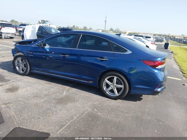 2019 Hyundai Sonata Sport მანქანა იყიდება აუქციონზე, vin: 5NPE34AFXKH744301, აუქციონის ნომერი: 45894282