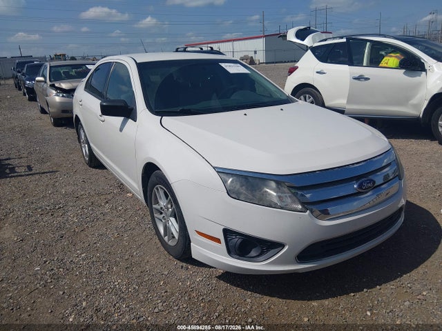 45894285 :رقم المزاد ، 3FAHP0GA3AR103806 vin ، 2010 Ford Fusion S مزاد بيع