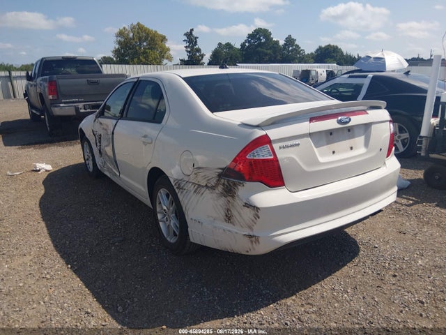 45894285 :رقم المزاد ، 3FAHP0GA3AR103806 vin ، 2010 Ford Fusion S مزاد بيع