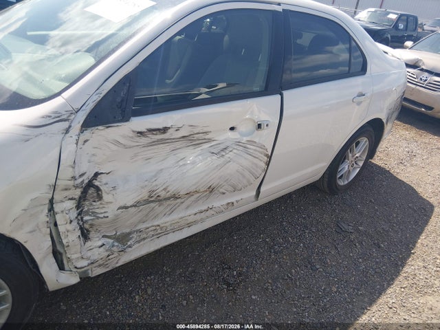 45894285 :رقم المزاد ، 3FAHP0GA3AR103806 vin ، 2010 Ford Fusion S مزاد بيع