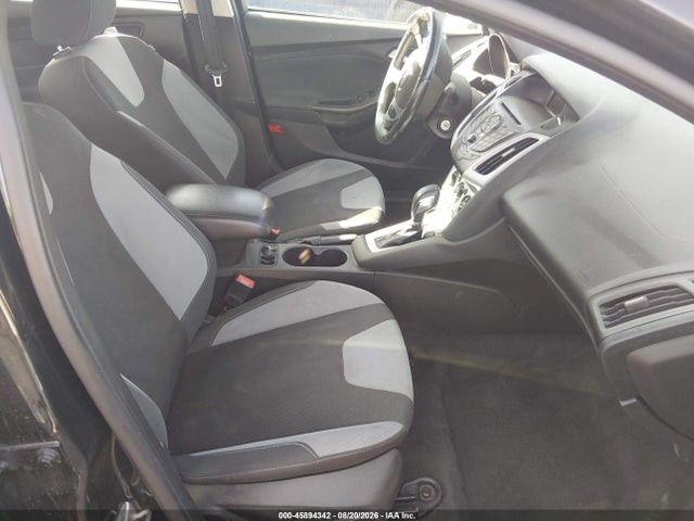 1FADP3F22EL185378 Ford FOCUS SE