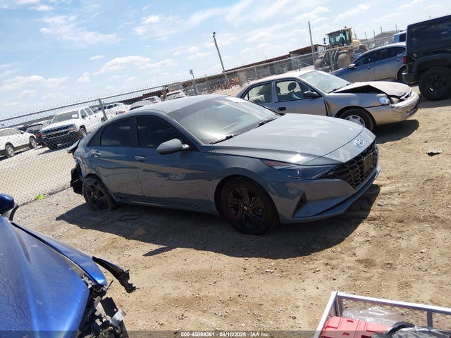 45894361 :رقم المزاد ، KMHLM4AG0NU282768 vin ، 2022 Hyundai Elantra Sel مزاد بيع