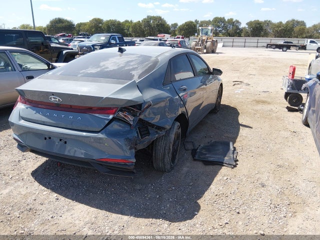 45894361 :رقم المزاد ، KMHLM4AG0NU282768 vin ، 2022 Hyundai Elantra Sel مزاد بيع
