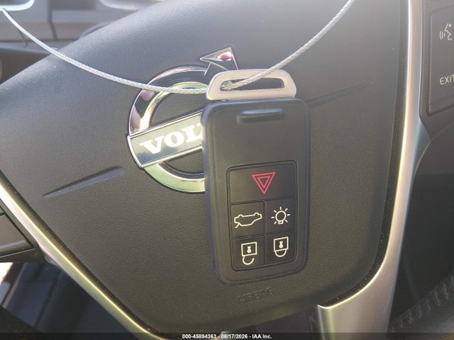 Aukcja sprzedaży 2017 Volvo S60 Inscription T5, vin: LYV402HK5HB153605, numer aukcji: 45894363