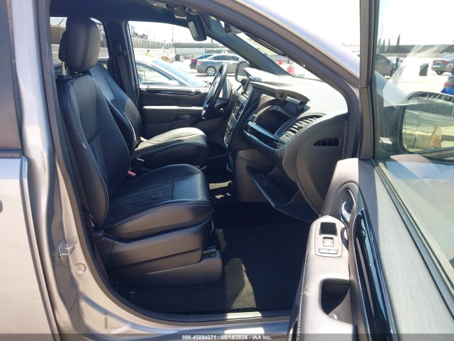 Продажа на аукционе авто 2019 Dodge Grand Caravan Sxt, vin: 2C4RDGCGXKR685050, номер лота: 45894371